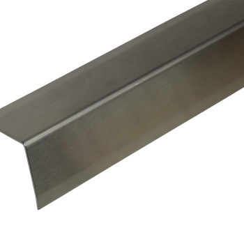 Уголок нержавеющий равнополочный 180х180х18 мм AISI 304 в наличии в Владимире