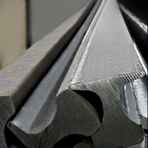 Рельс крановый КР70 120х11000 мм 58,72 см2 углеродистая мартеновская сталь ГОСТ 53866-2010 в наличии в Владимире